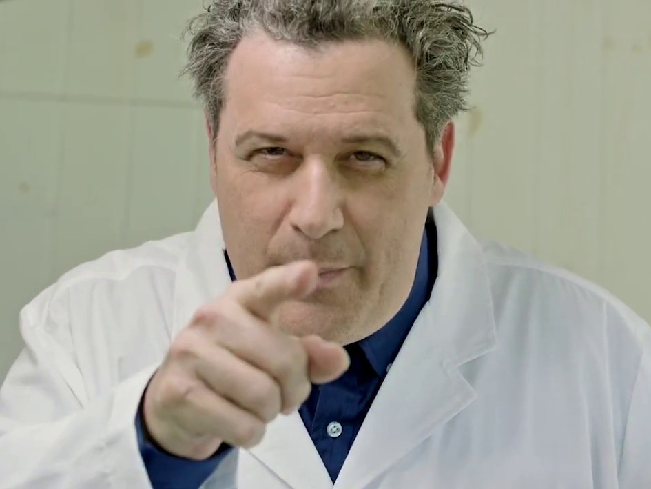 Isaac Mizrahi kicks the chemical lawn habit and goes organic.