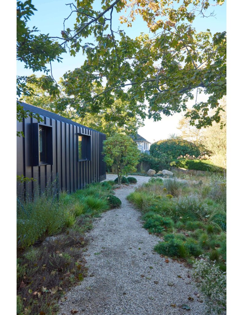 A stone dust path for Martin Architects designed by deMauro+deMauro